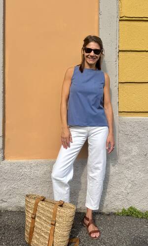 Blusa celeste azzurro polvere
