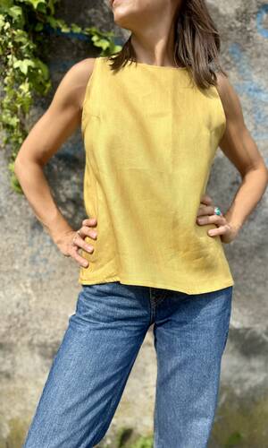 Blusa celeste lino senape