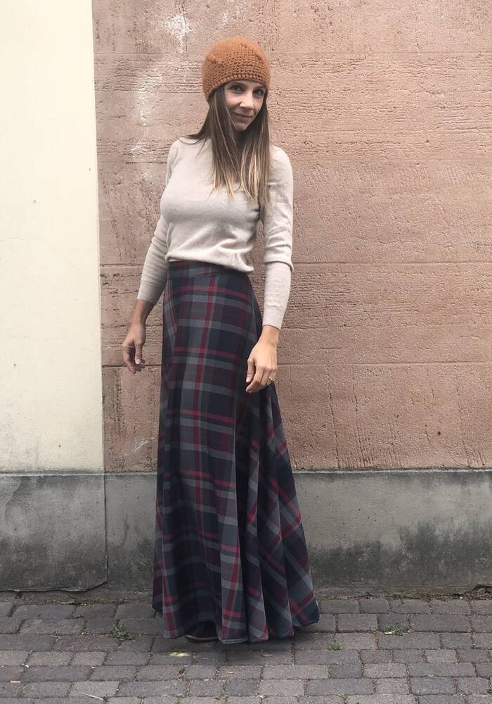 Gonna Bonifacio grigia e bordeaux